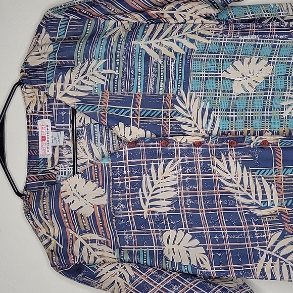 Vintage Stunt Collections 100% Silk Button Front with Shoulder Pads - Picture 2 of 13